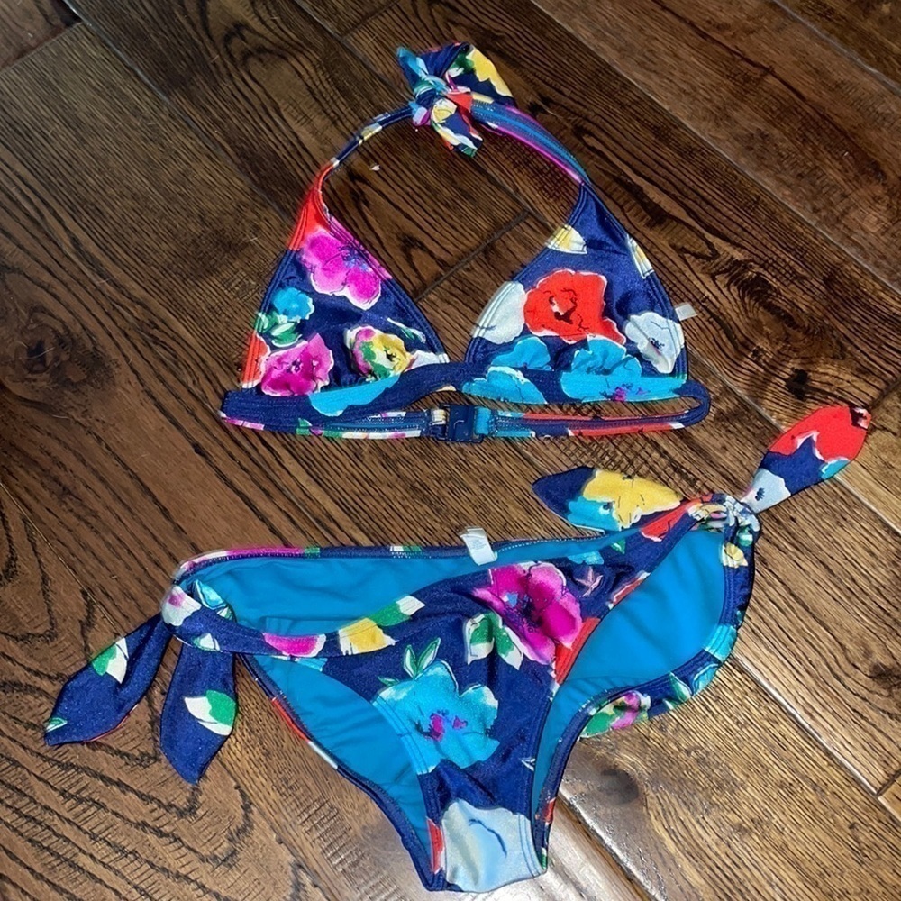 Aerie Blue Floral Two Piece Triangle Bikini Set